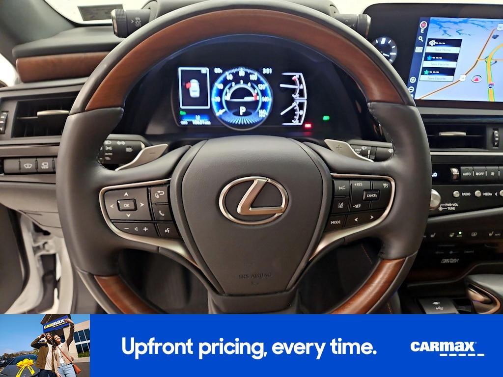 used 2022 Lexus ES 350 car, priced at $45,998