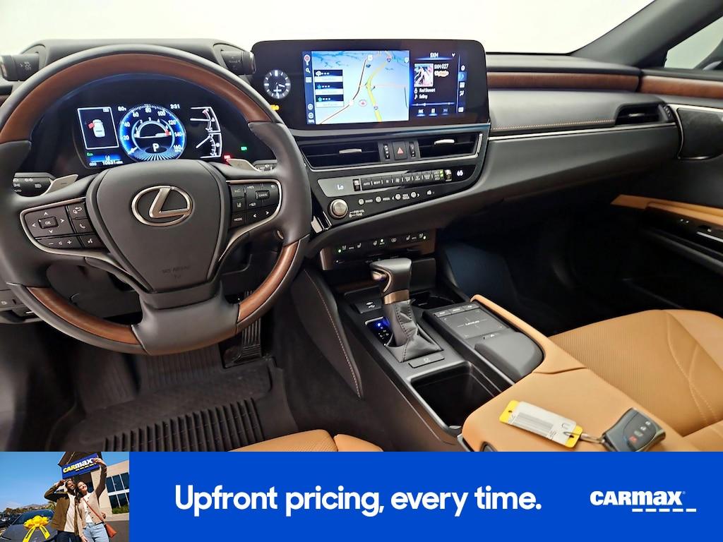 used 2022 Lexus ES 350 car, priced at $45,998