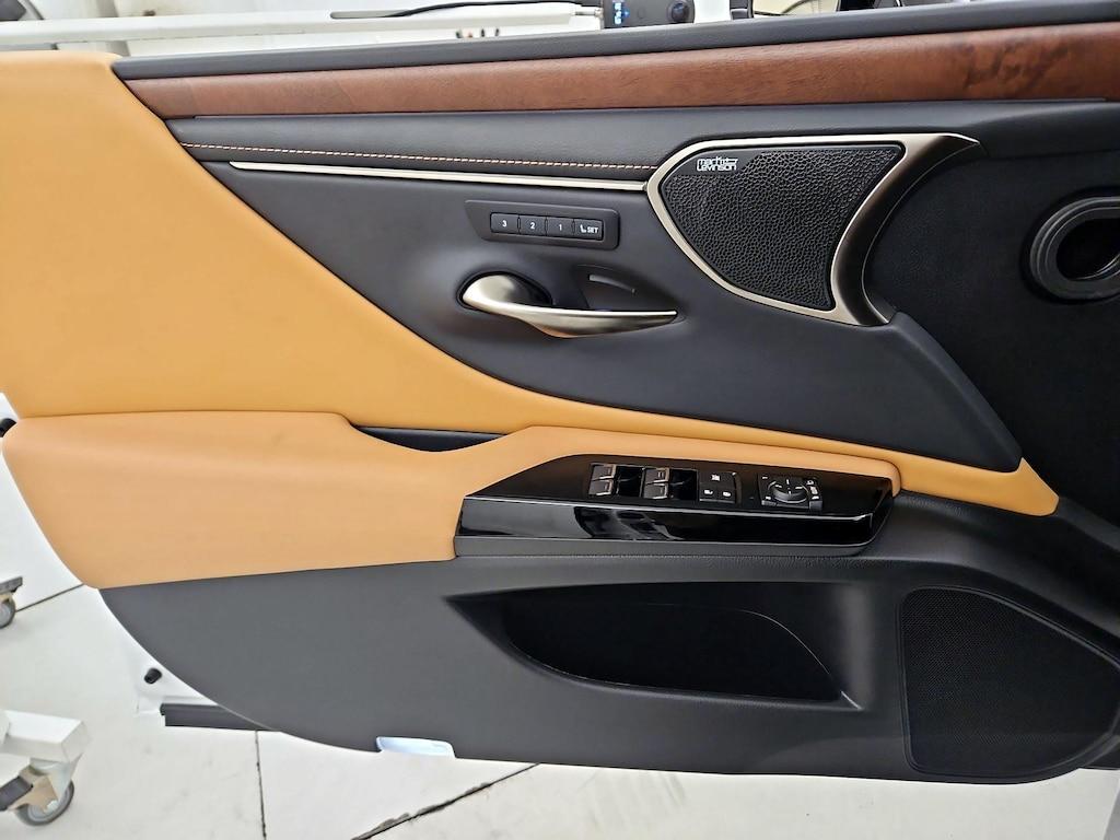 used 2022 Lexus ES 350 car, priced at $45,998