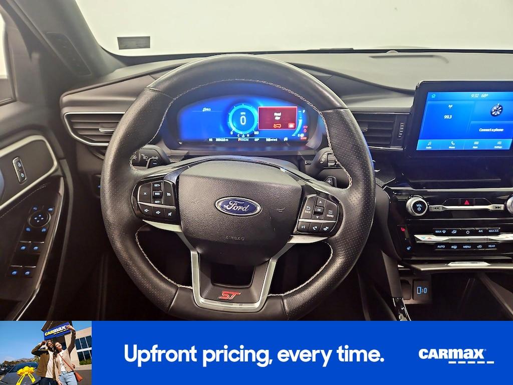 used 2022 Ford Explorer car, priced at $37,998