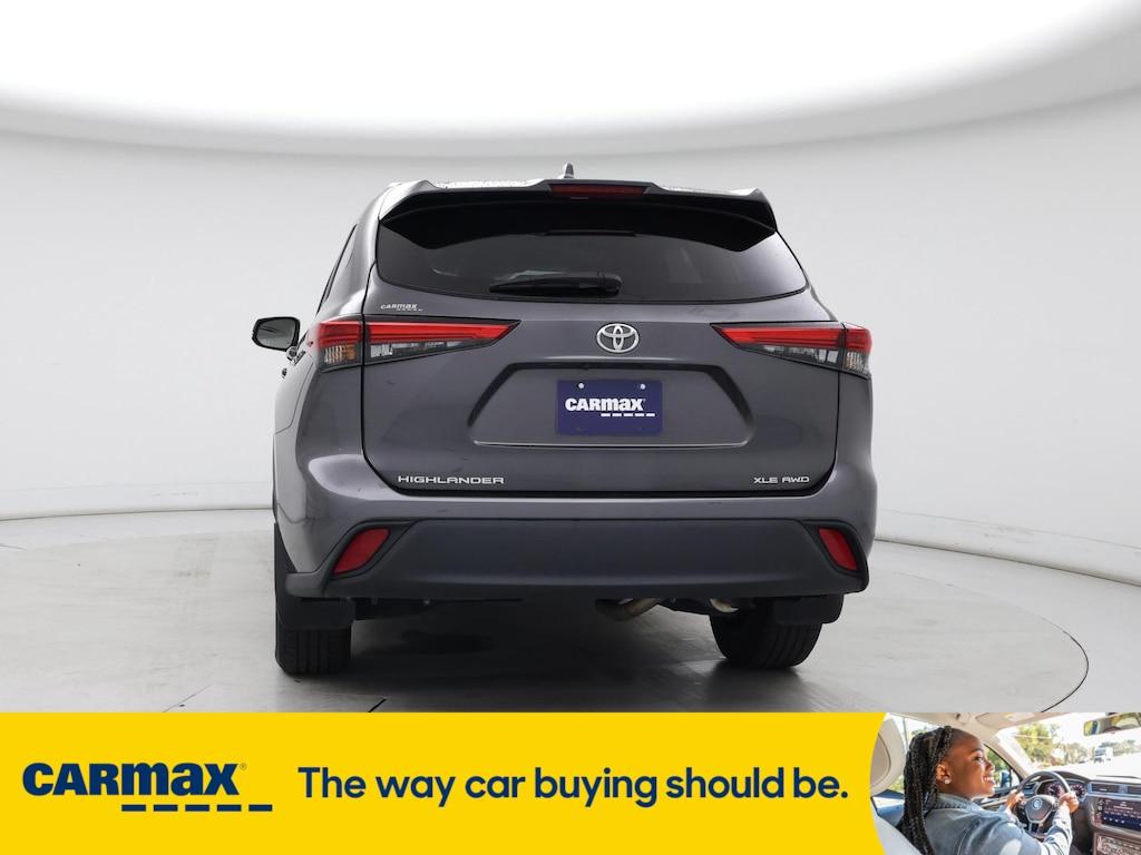 used 2021 Toyota Highlander car, priced at $28,998