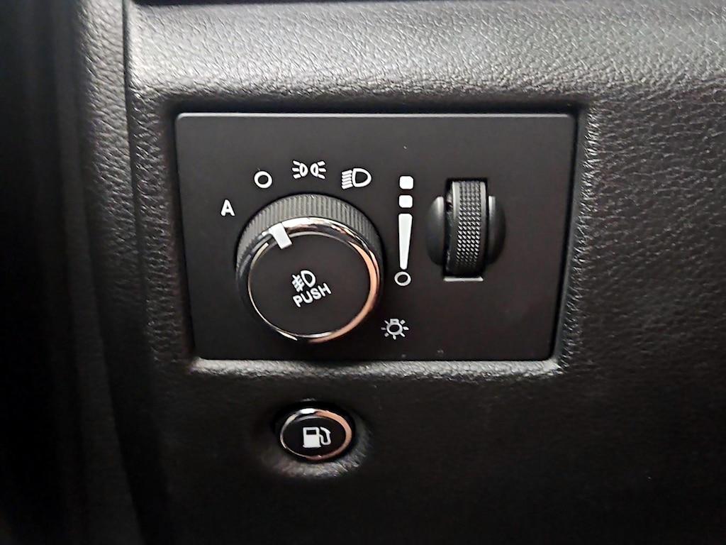 used 2015 Jeep Grand Cherokee car, priced at $16,998