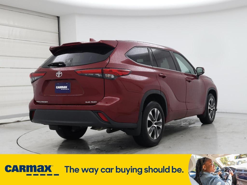 used 2023 Toyota Highlander car, priced at $36,998