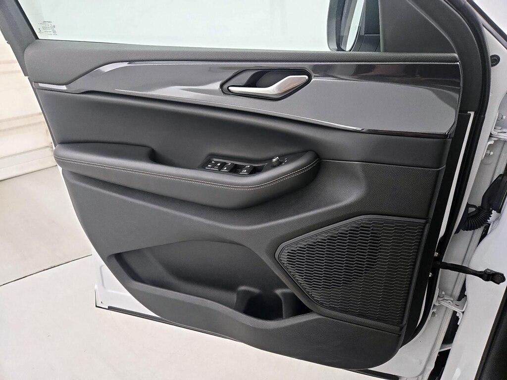 used 2023 Jeep Grand Cherokee car, priced at $31,998