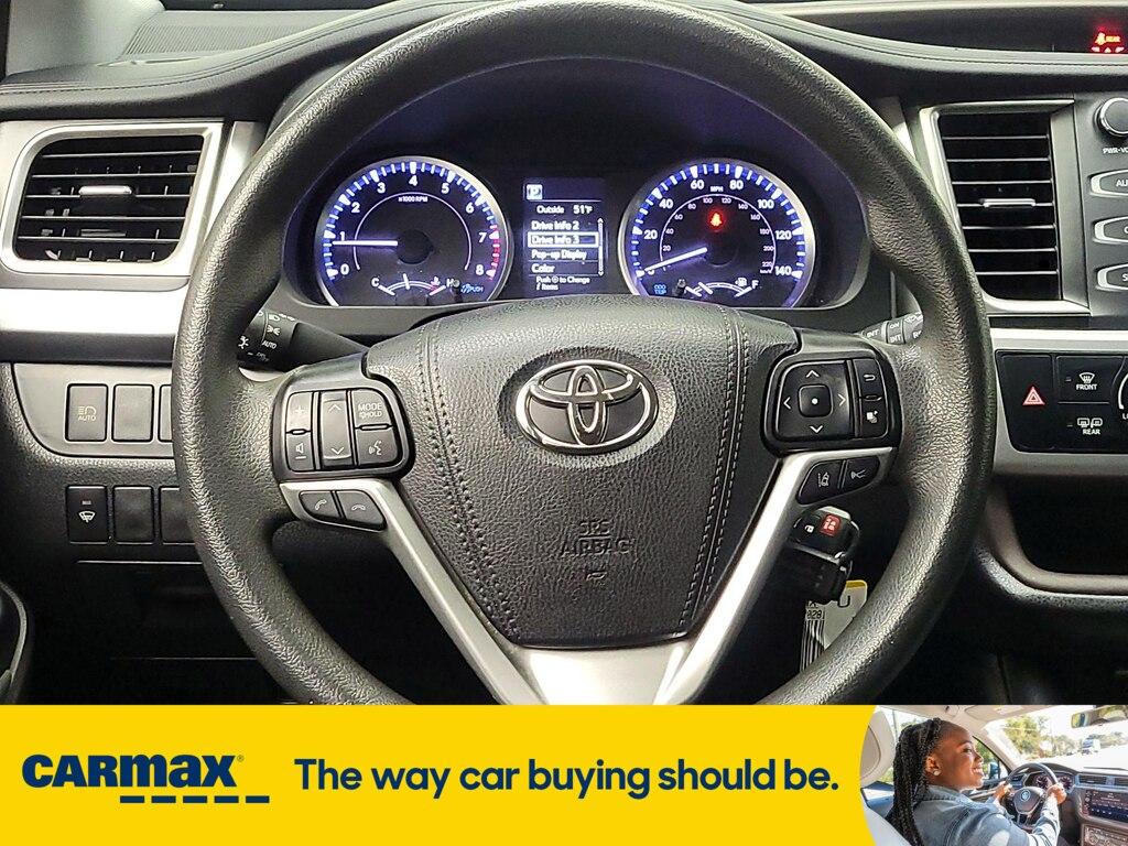 used 2019 Toyota Highlander car, priced at $26,998