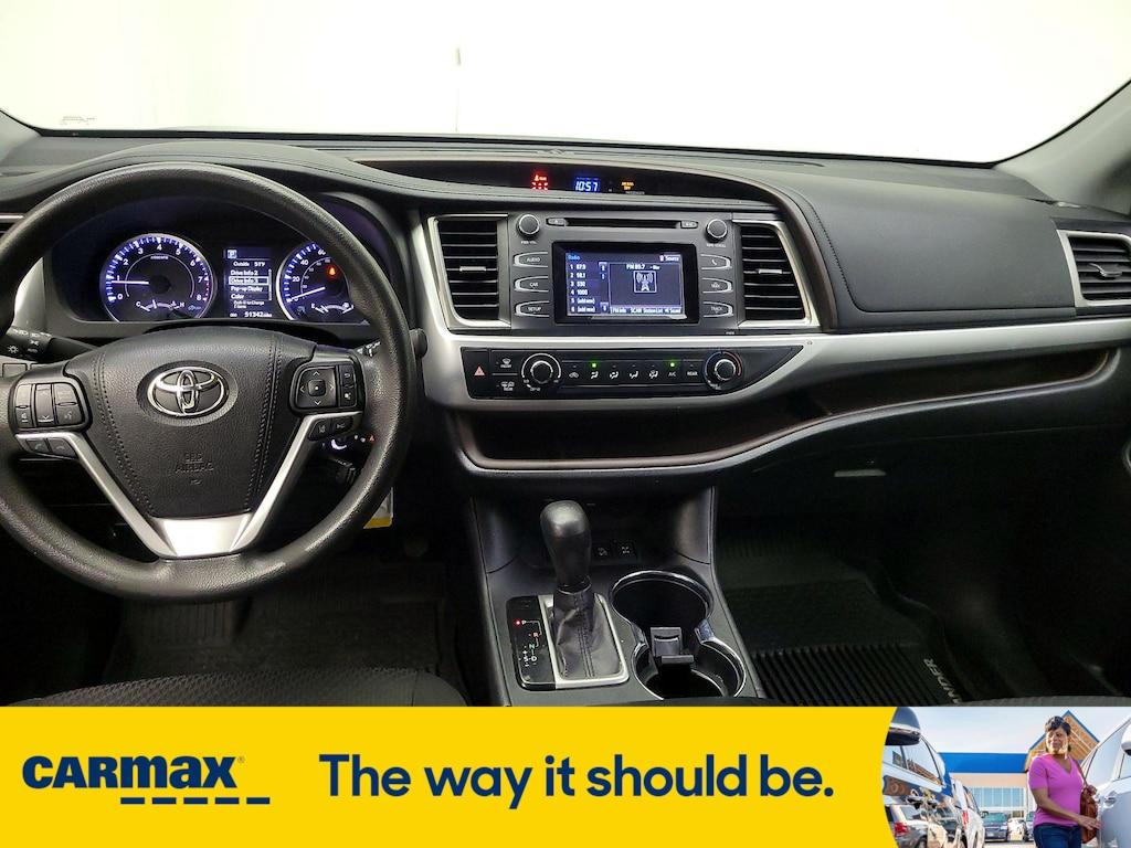 used 2019 Toyota Highlander car, priced at $26,998