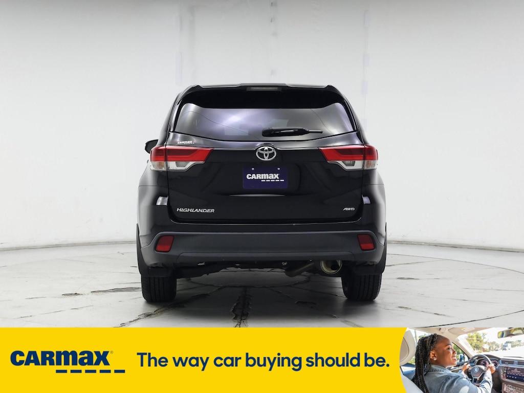 used 2019 Toyota Highlander car, priced at $26,998