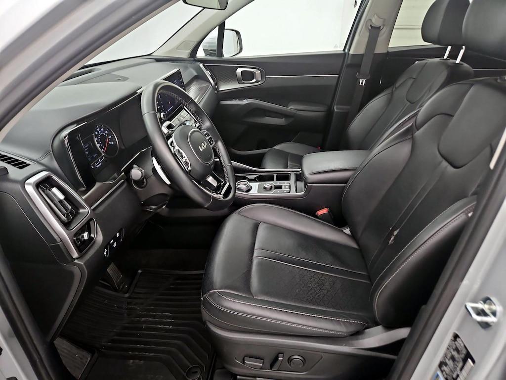 used 2022 Kia Sorento Hybrid car, priced at $29,998
