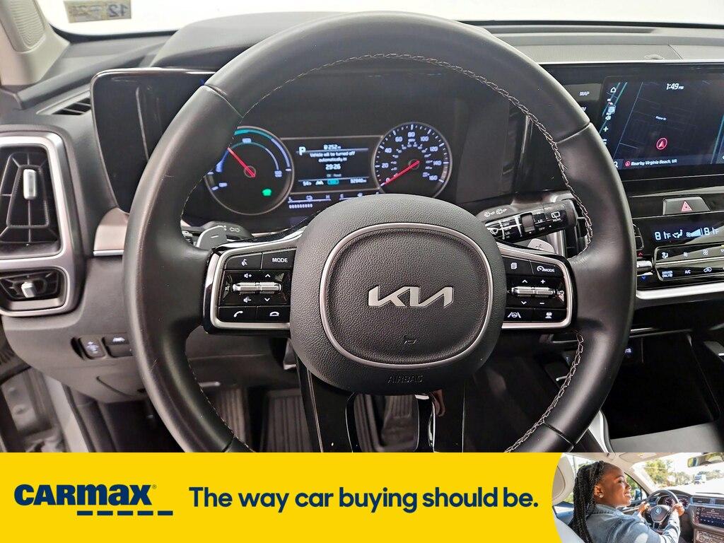 used 2022 Kia Sorento Hybrid car, priced at $29,998
