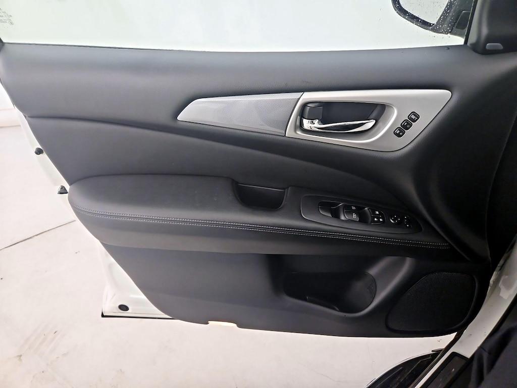 used 2020 Nissan Pathfinder car, priced at $23,998