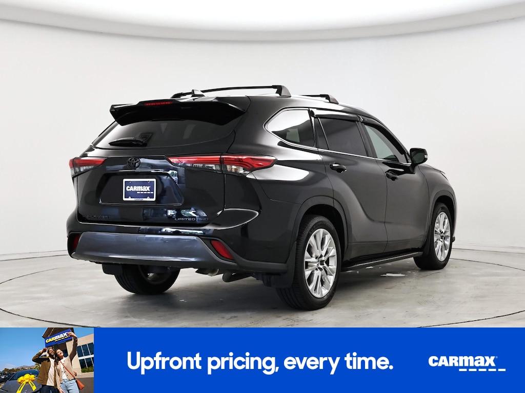 used 2023 Toyota Highlander car, priced at $36,998