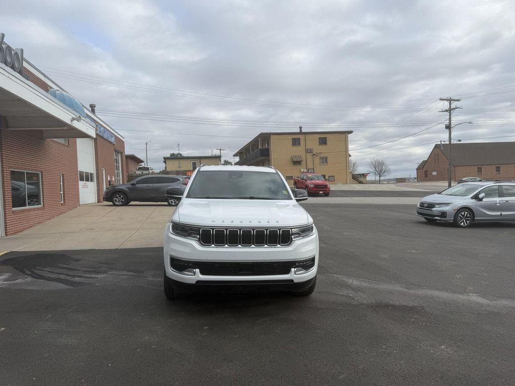 used 2025 Jeep Wagoneer L car, priced at $53,995