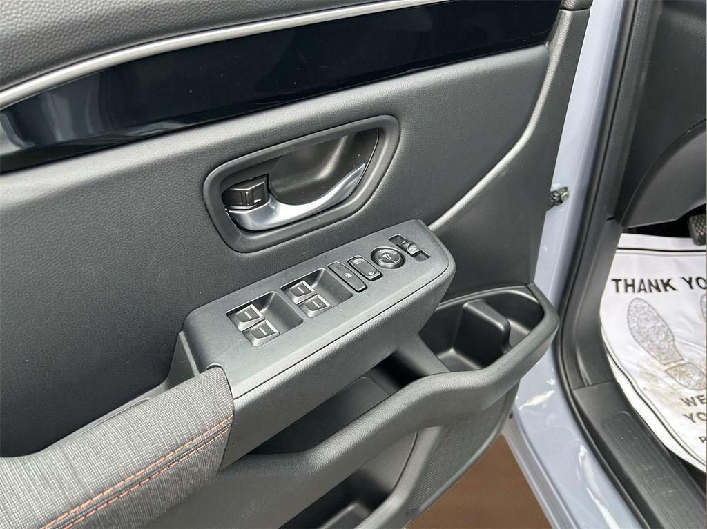 new 2025 Honda Pilot car, priced at $44,250