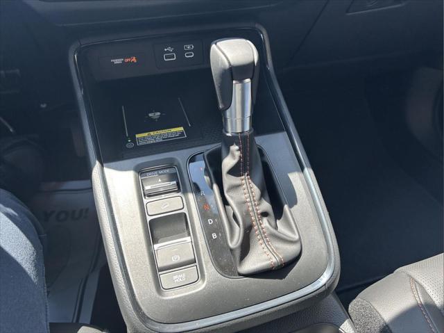 new 2025 Honda CR-V Hybrid car, priced at $40,545