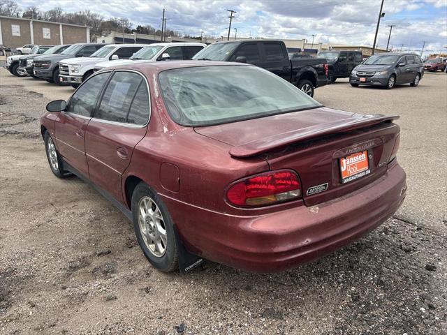 used 2002 Oldsmobile Intrigue car, priced at $2,900