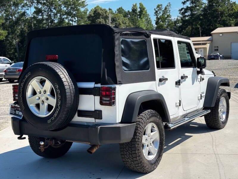 used 2015 Jeep Wrangler Unlimited car, priced at $10,999