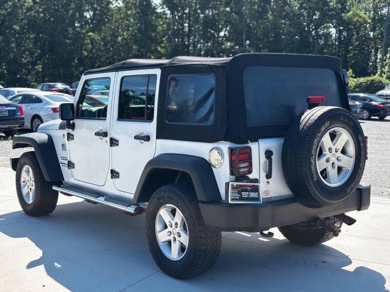 used 2015 Jeep Wrangler Unlimited car, priced at $10,999