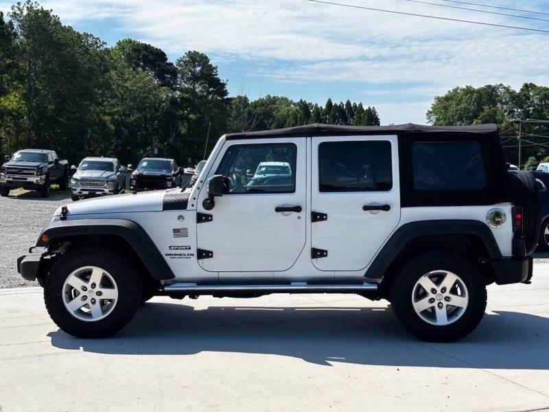 used 2015 Jeep Wrangler Unlimited car, priced at $10,999
