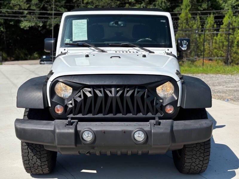 used 2015 Jeep Wrangler Unlimited car, priced at $10,999