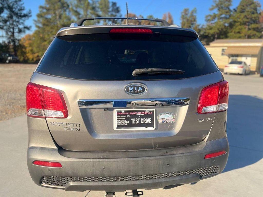 used 2013 Kia Sorento car, priced at $2,999