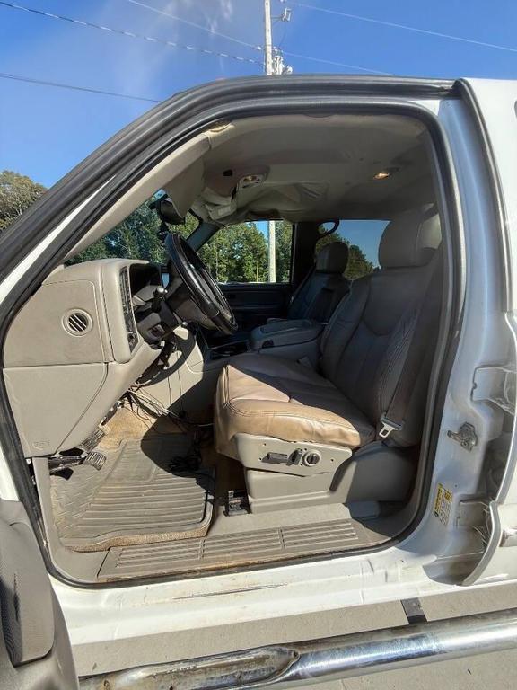 used 2007 GMC Sierra 2500 car, priced at $9,500