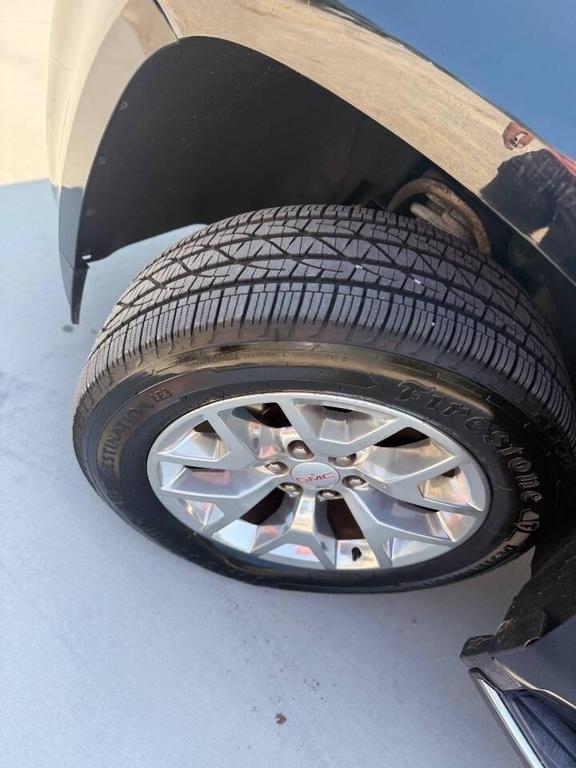 used 2016 GMC Yukon XL car, priced at $11,999