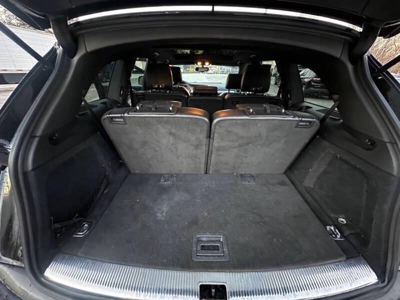 used 2015 Audi Q7 car, priced at $9,999