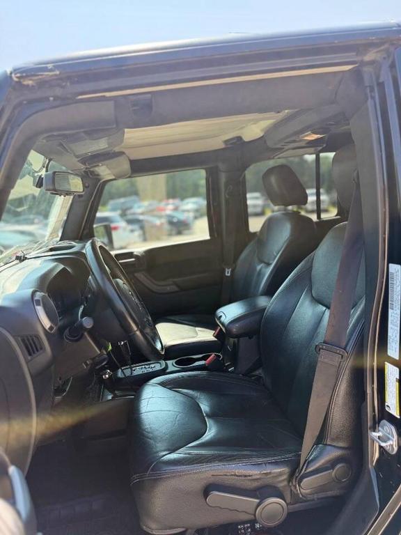 used 2016 Jeep Wrangler Unlimited car, priced at $13,500
