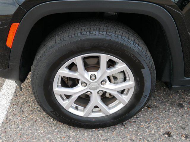 used 2022 Jeep Grand Cherokee car, priced at $30,890