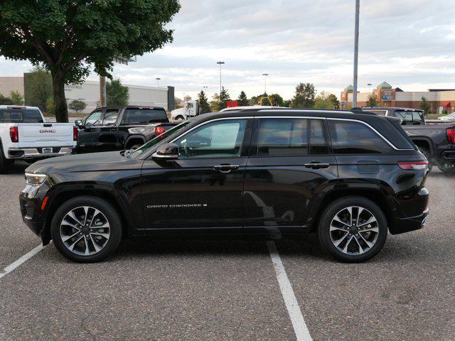 used 2022 Jeep Grand Cherokee car, priced at $38,390