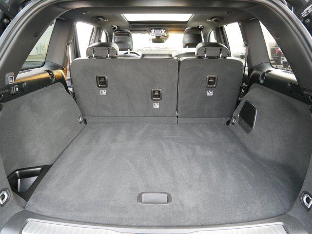 used 2022 Jeep Grand Cherokee car, priced at $38,390