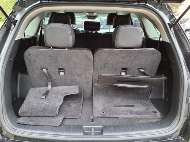 used 2024 Kia Sorento car, priced at $29,079