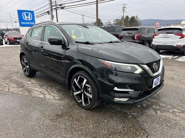 used 2022 Nissan Rogue Sport car, priced at $23,035