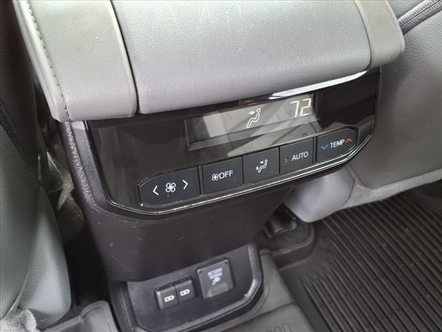 used 2023 Toyota Highlander Hybrid car, priced at $43,625