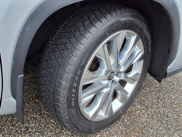 used 2023 Toyota Highlander Hybrid car, priced at $43,625