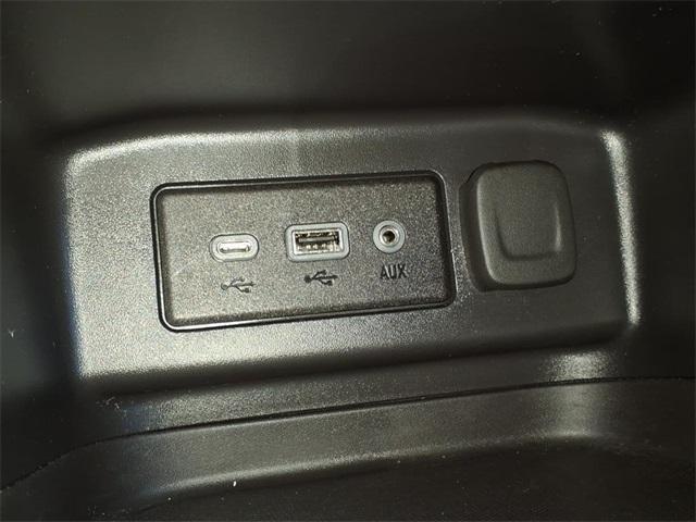 used 2022 Chevrolet Equinox car, priced at $18,630