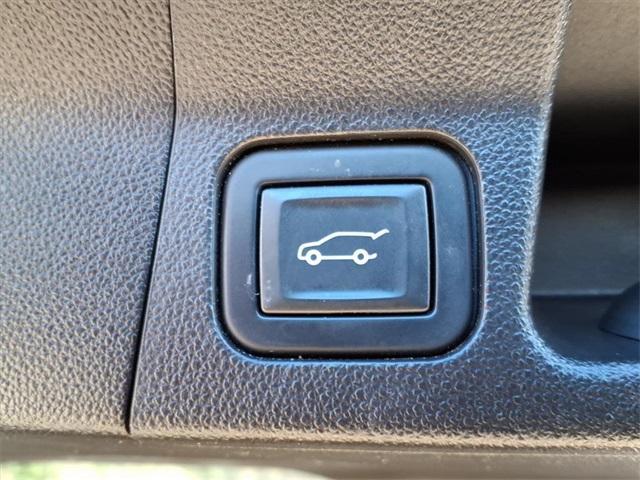 used 2021 GMC Acadia car, priced at $23,399