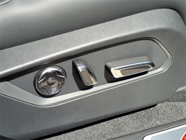 new 2025 Acura RDX car, priced at $52,250