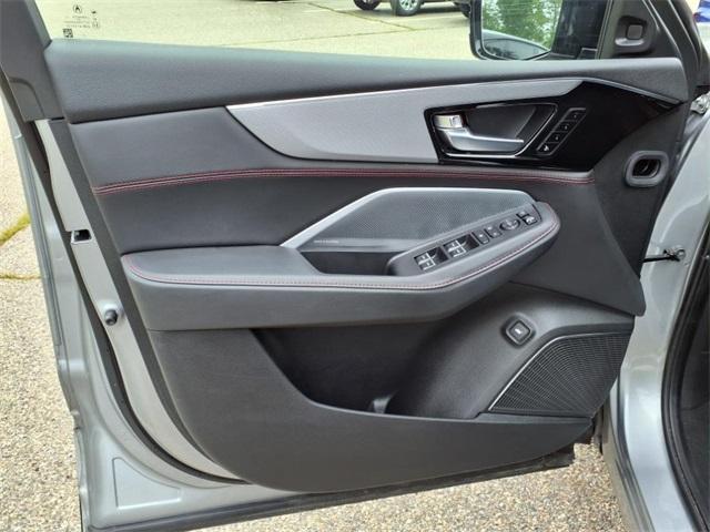 used 2025 Acura MDX car, priced at $51,589