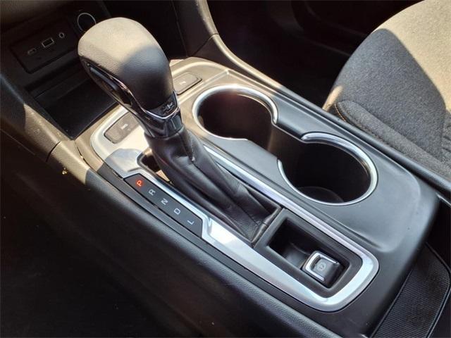 used 2022 Chevrolet Equinox car, priced at $21,999