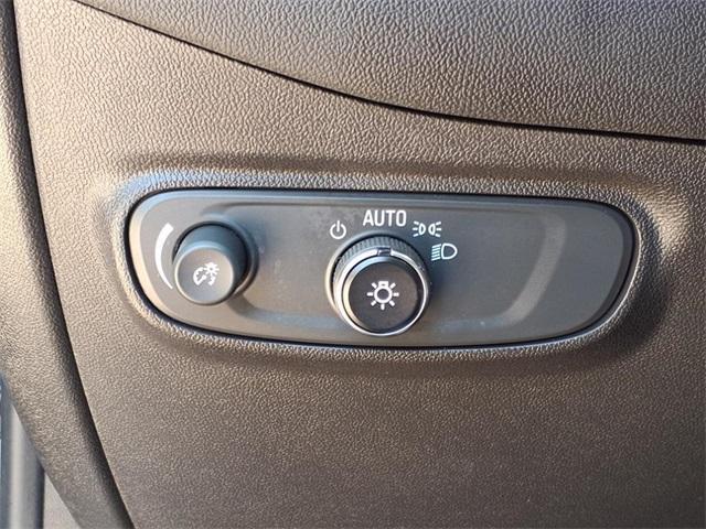 used 2022 Chevrolet Equinox car, priced at $21,999