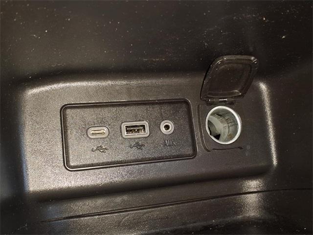 used 2022 Chevrolet Equinox car, priced at $21,999