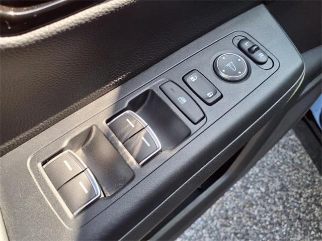 used 2024 Honda CR-V Hybrid car, priced at $33,299