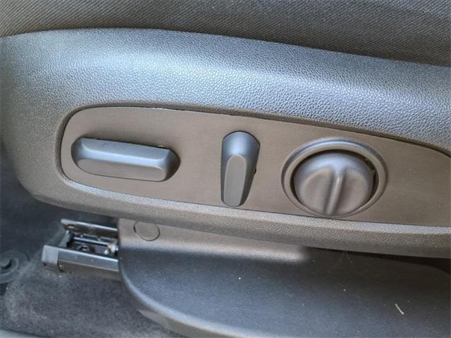 used 2023 Chevrolet Equinox car, priced at $18,499