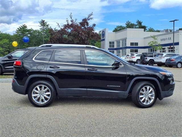 used 2017 Jeep Cherokee car, priced at $13,179