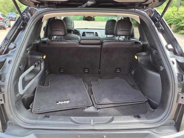 used 2017 Jeep Cherokee car, priced at $13,179