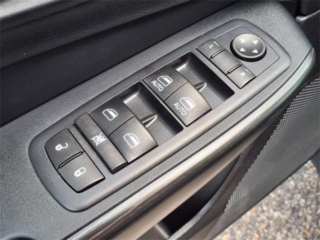 used 2017 Jeep Cherokee car, priced at $13,179