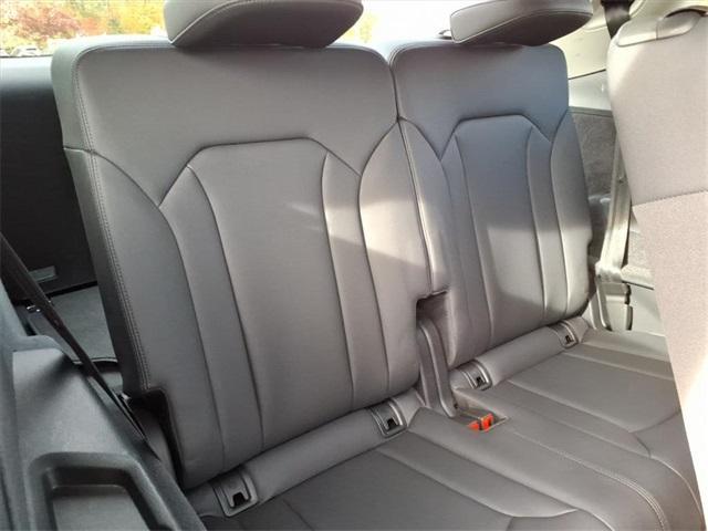 used 2024 Audi Q7 car, priced at $36,943