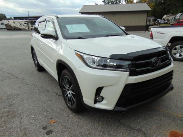 used 2017 Toyota Highlander car, priced at $25,900