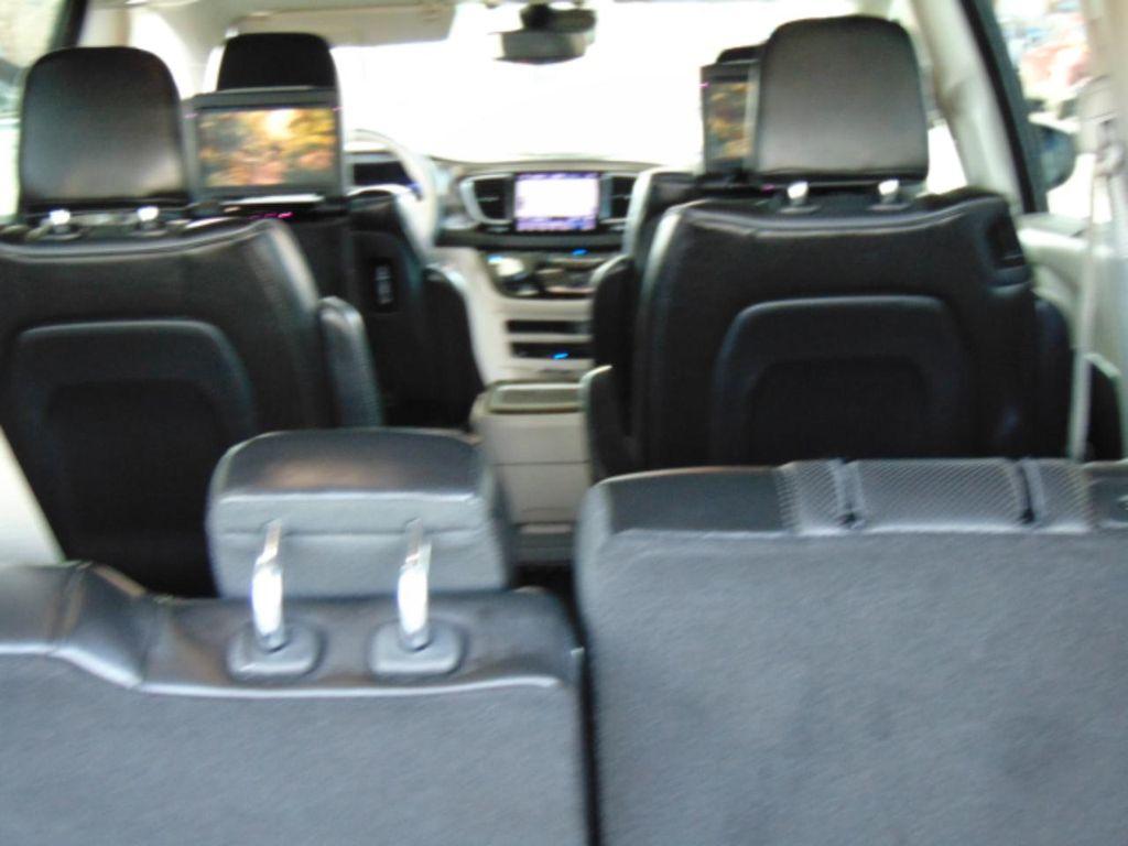 used 2018 Chrysler Pacifica car, priced at $15,977